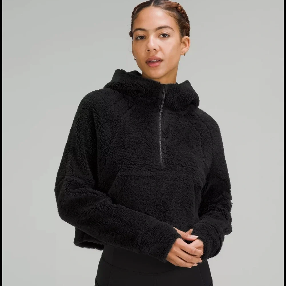 Half zip scuba sherpa hoodie Lululemon M/L. Worn less than 5 times! - Picture 1 of 1